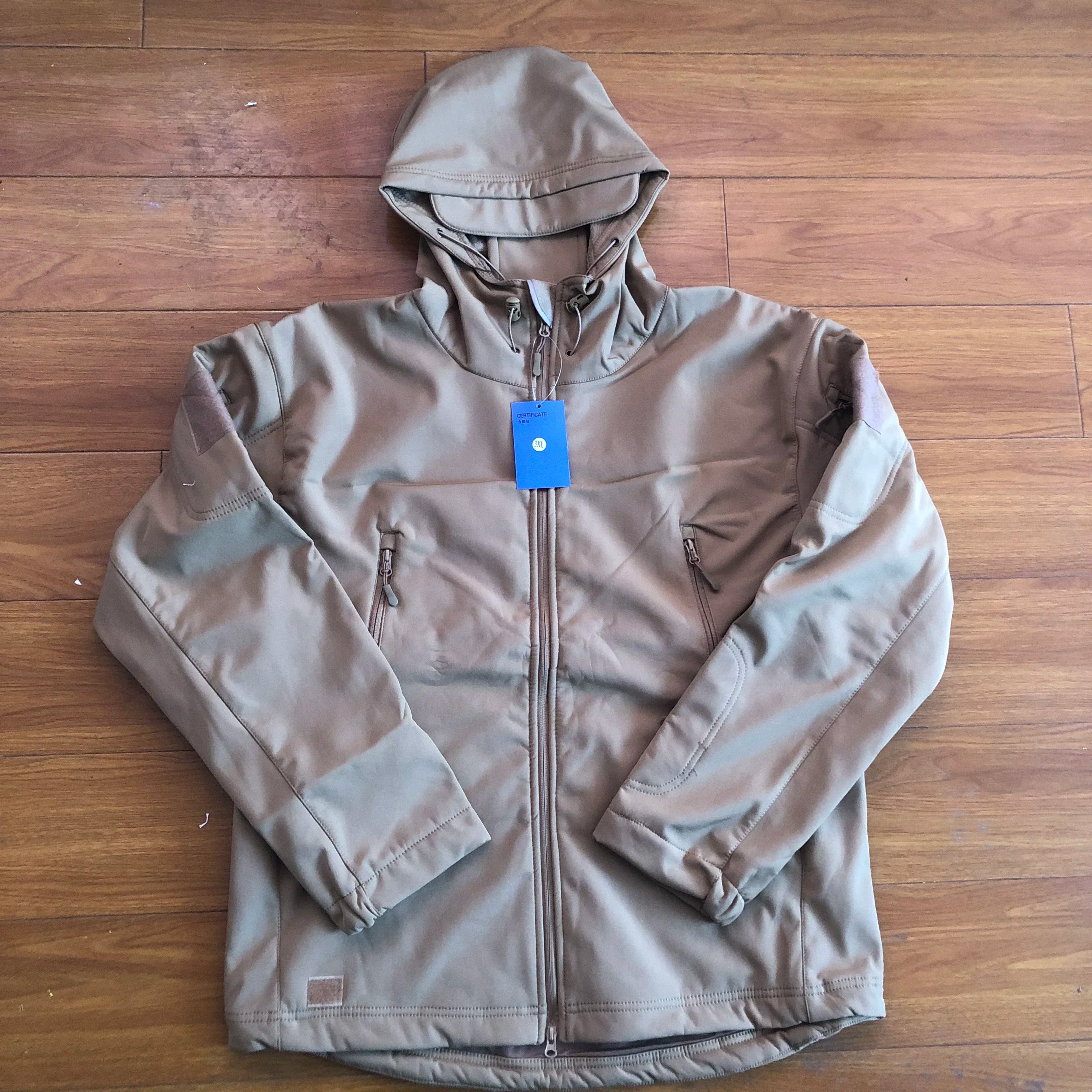 Men's Tactical Soft Shell Winter Hunting Set - Windproof Velvet-Lined Two-Piece Outdoor Suit