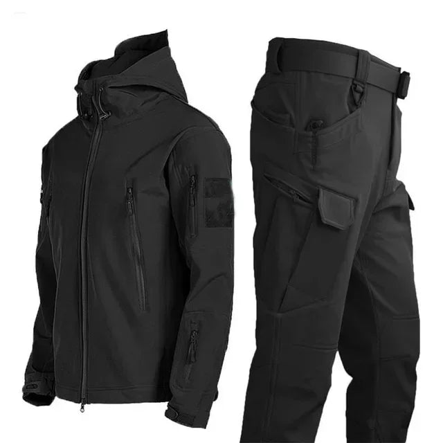 Men's Tactical Soft Shell Winter Hunting Set - Windproof Velvet-Lined Two-Piece Outdoor Suit
